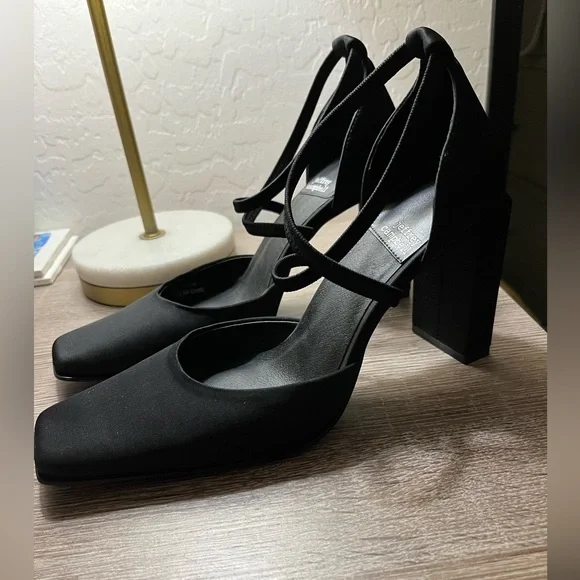 Jeffrey Campbell Black Strappy Heels - Picture 2 of 3
